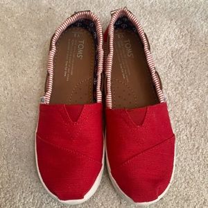Tom’s girls red shoes size 3 worn once